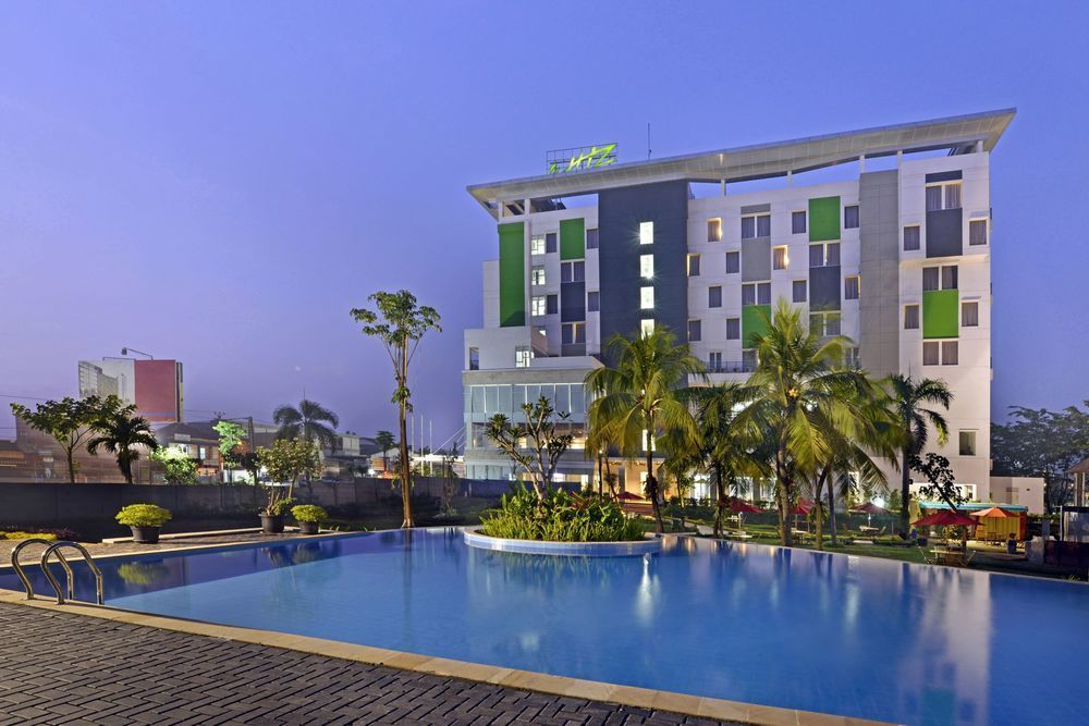 Ibis Budget Cikarang Festival Bekasi Zewnętrze zdjęcie